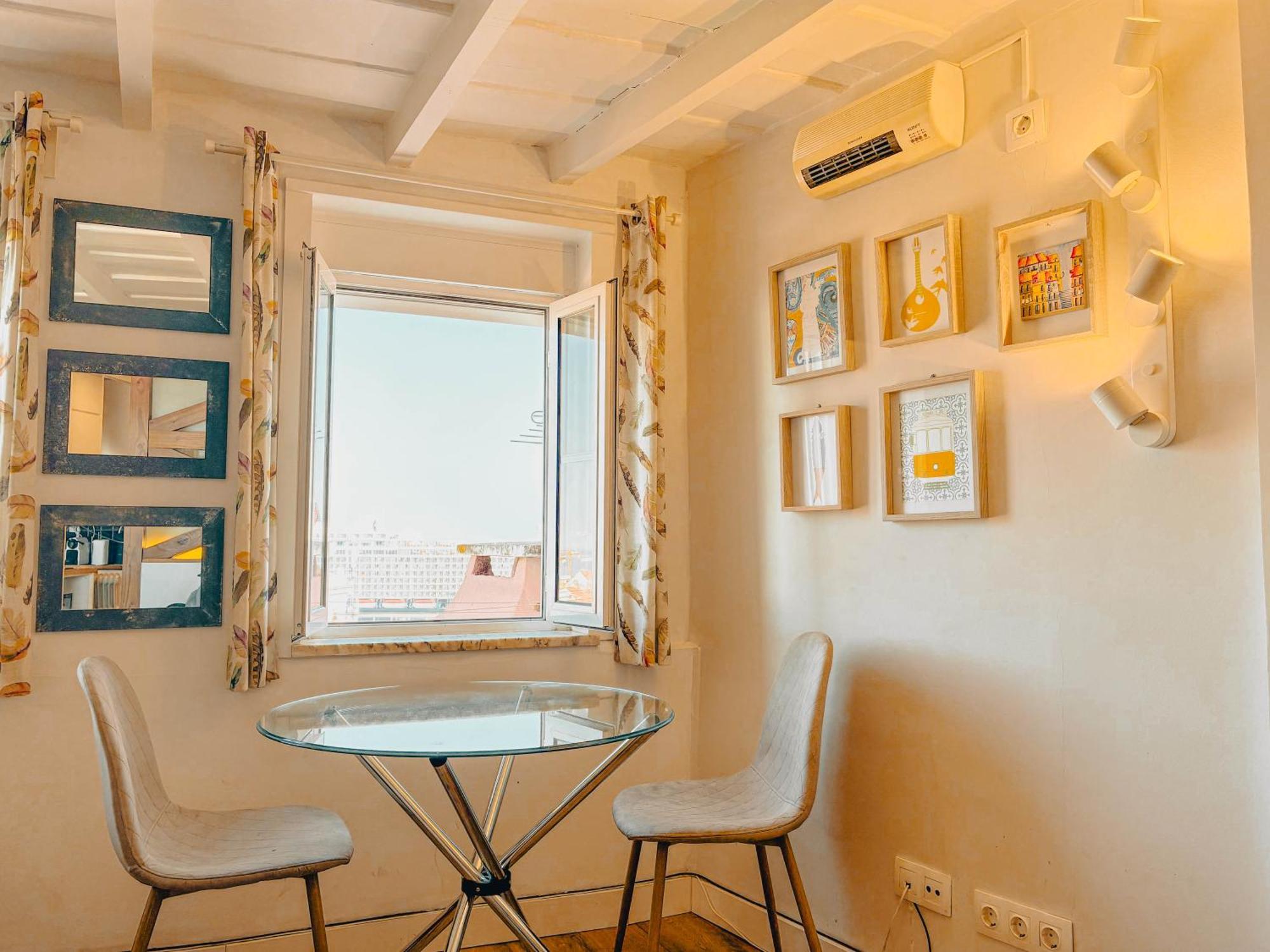 Alfama - With River View